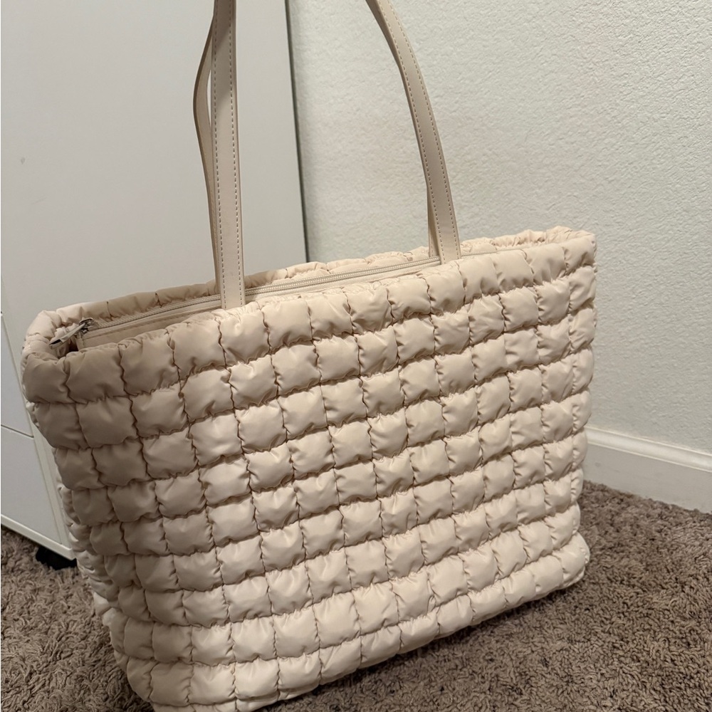 Elegant Cream Quilted Tote Bag - LIKE NEW